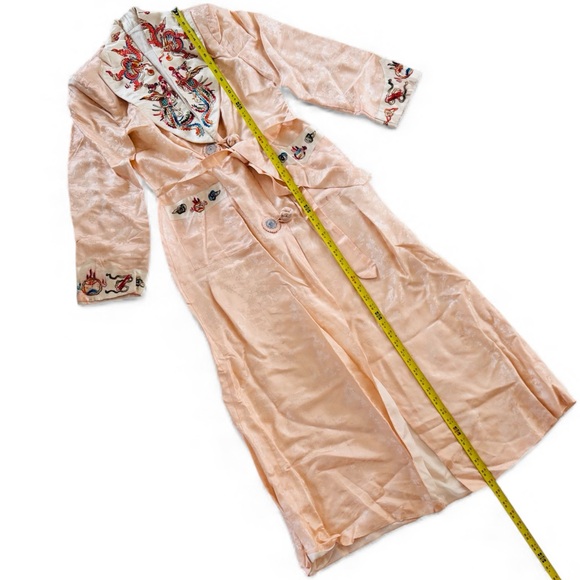 Vintage Peach Pink Asian Silk Embroidered Robe with Sash - Silk Lined Kimono - Picture 6 of 16